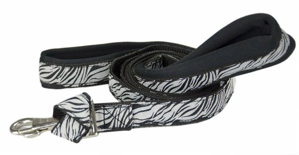 BARGAIN BIN Padded Double Handle Overlay Dog Leash Warranted Snap 1" X 4' Fun Designs