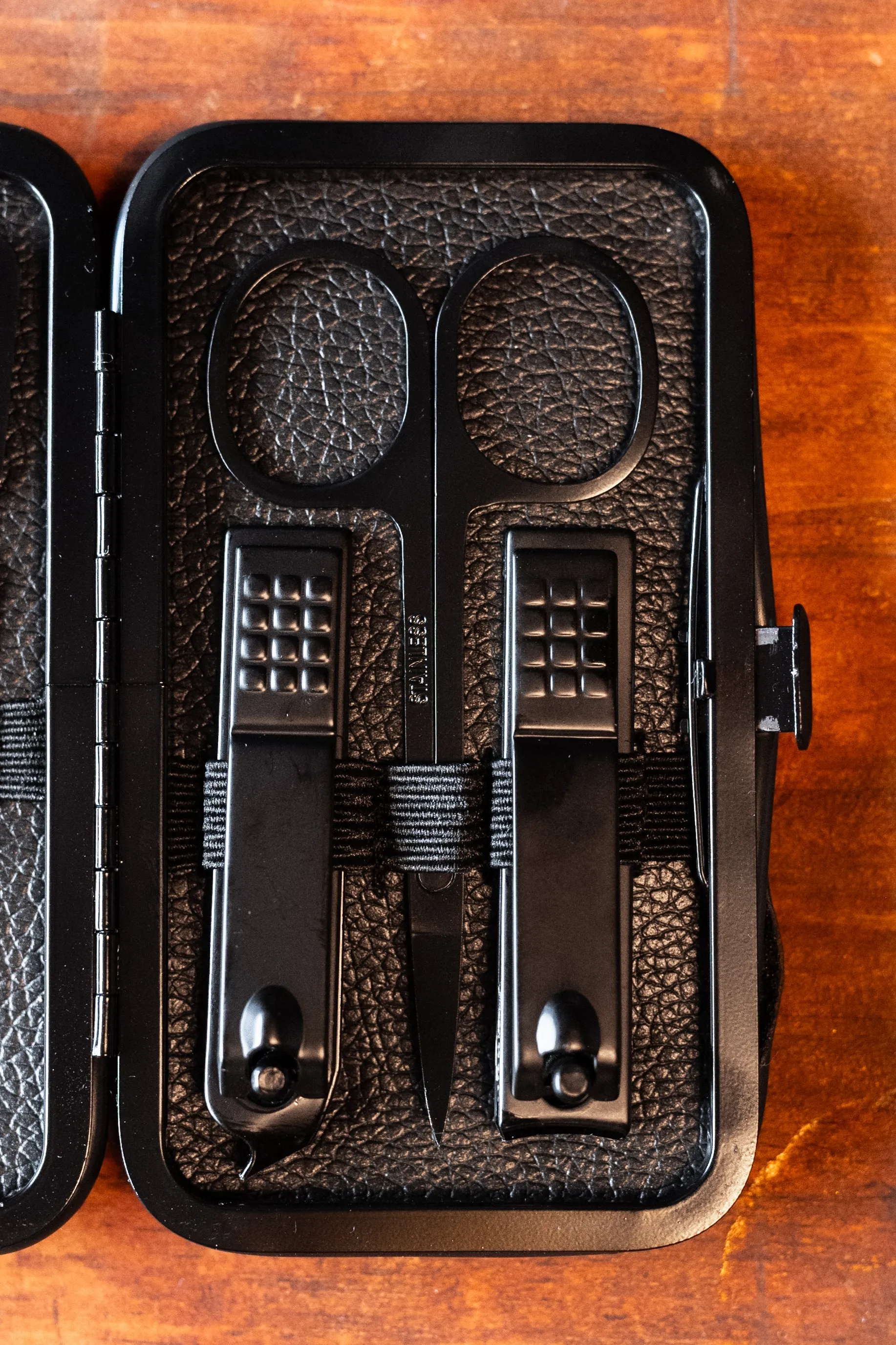 Black Manicure Set & Case